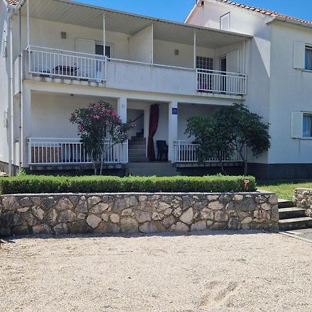 Apartment Hrzina Krk Town Luaran gambar