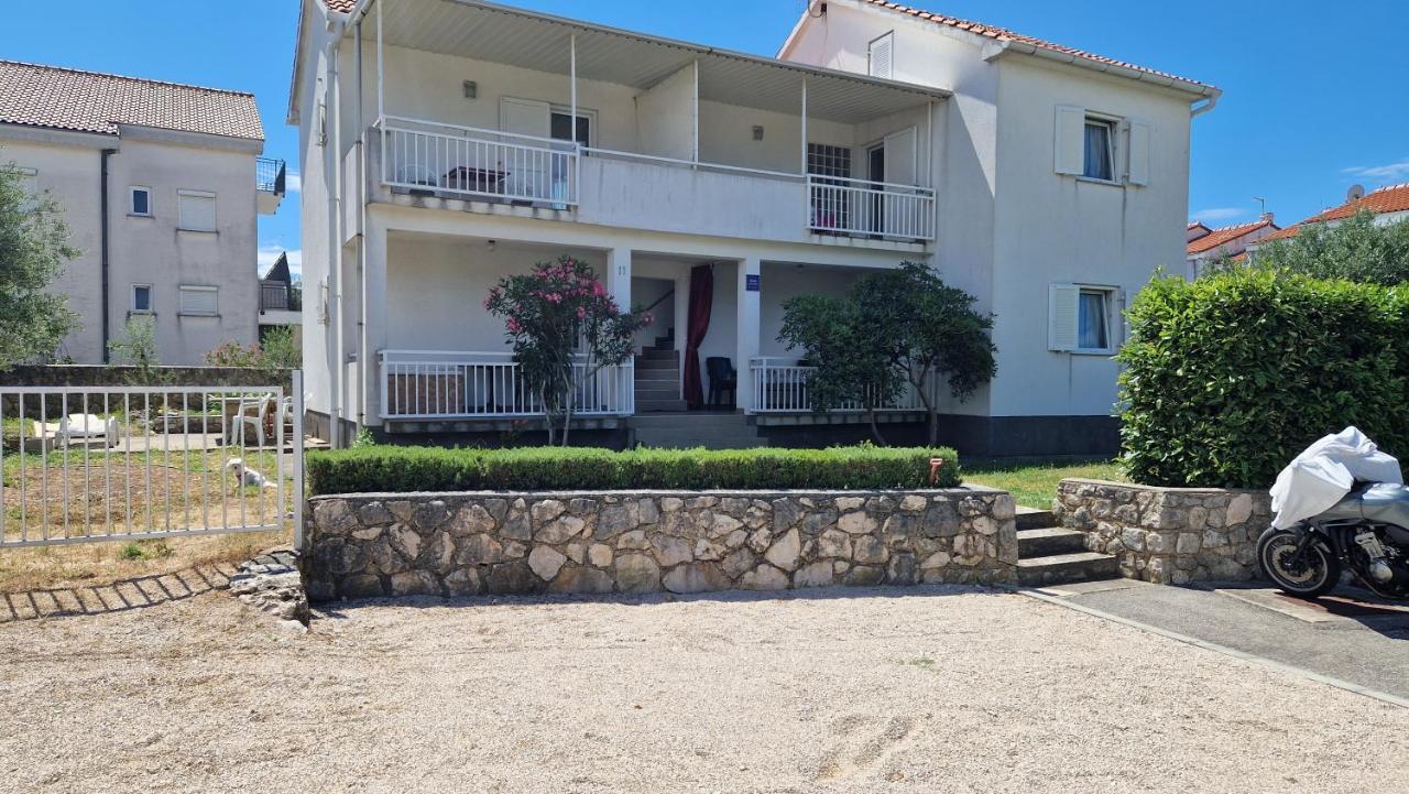 Apartment Hrzina Krk Town Luaran gambar