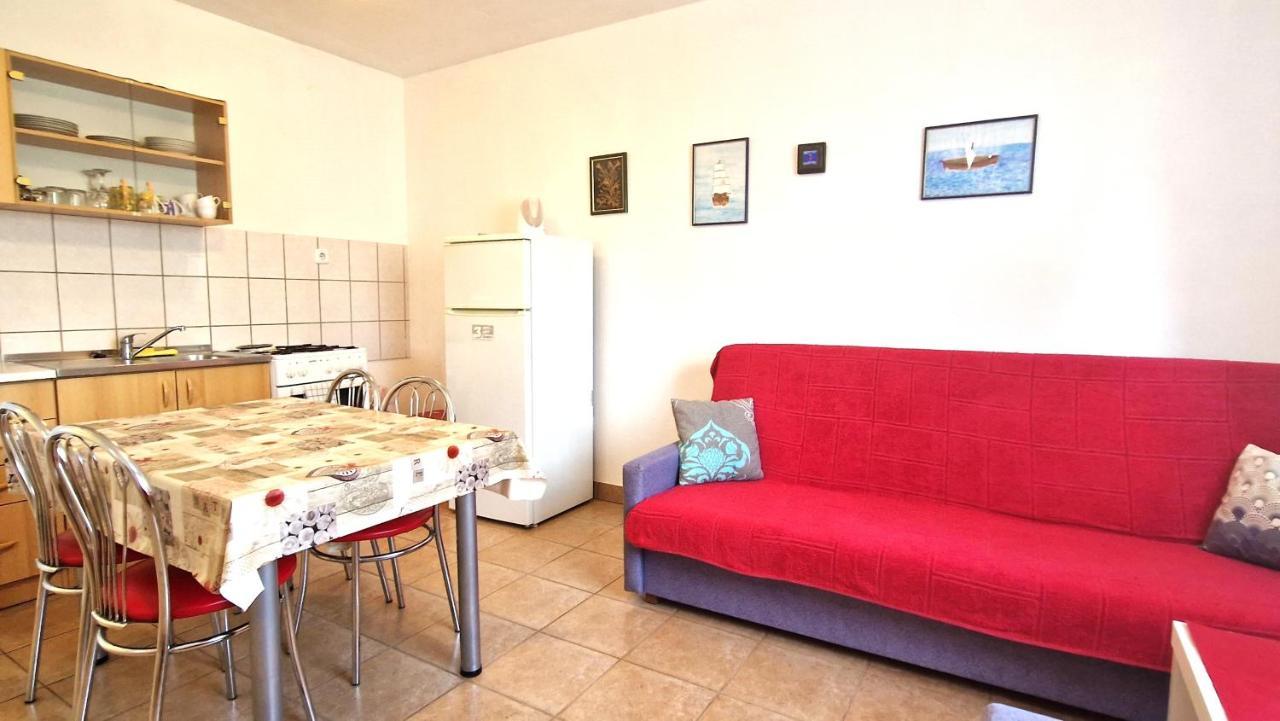 Apartment Hrzina Krk Town Luaran gambar