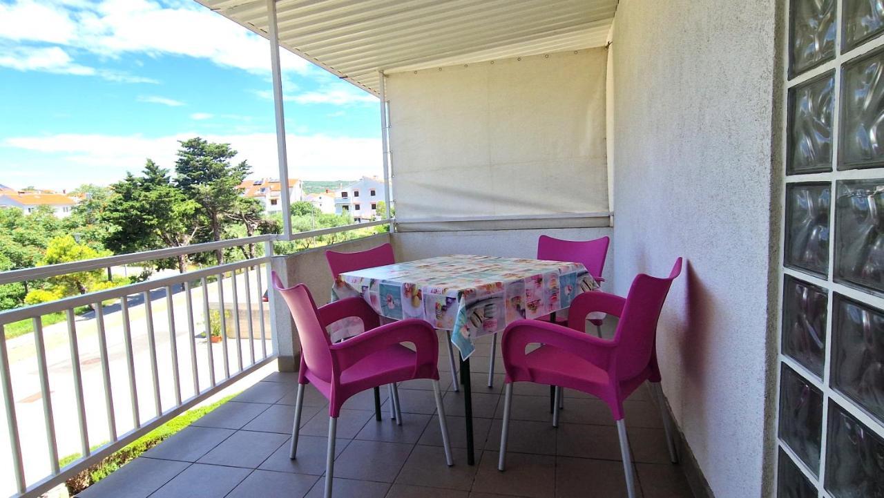 Apartment Hrzina Krk Town Luaran gambar